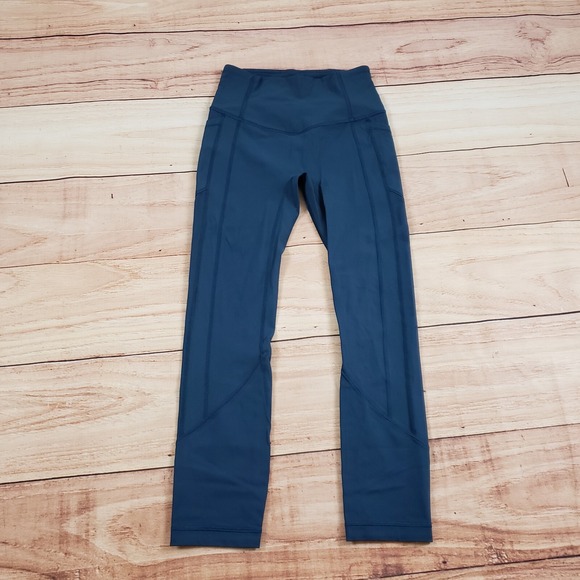 Lululemon Pants Womens 4 Blue Leggings Outdoors Lightweight Yoga Ankle Gym - Picture 1 of 10